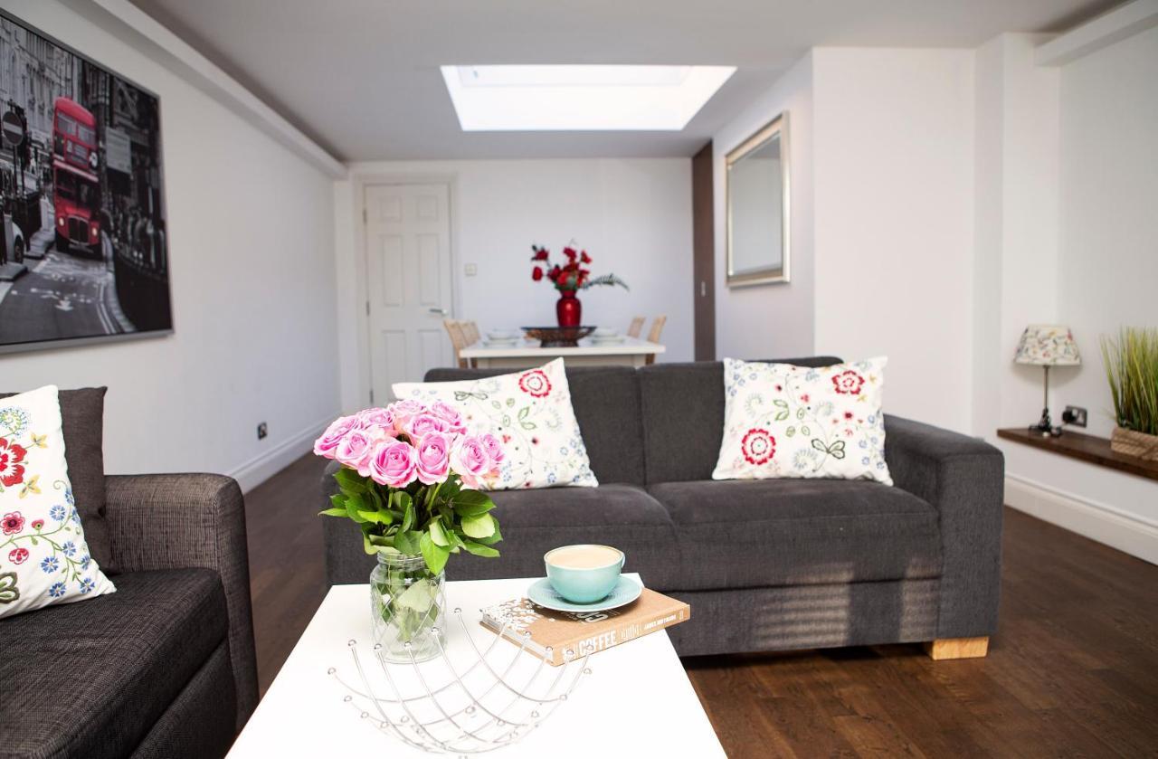 Apt 3, Trafalgar Sq Duplex, 3Rd & 4Th Floor By Indigo Flats ลอนดอน ภายนอก รูปภาพ
