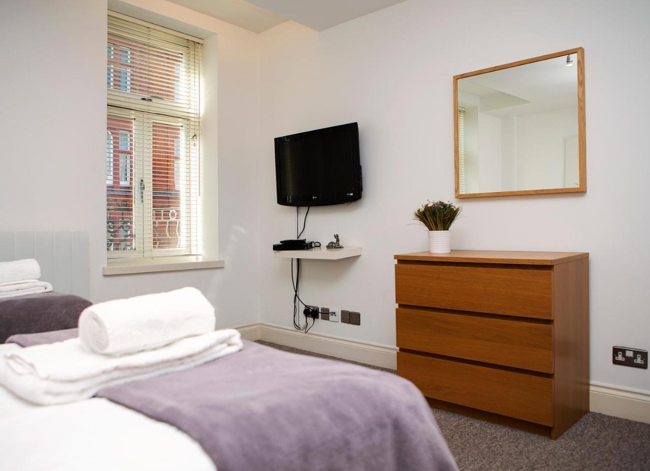 Apt 3, Trafalgar Sq Duplex, 3Rd & 4Th Floor By Indigo Flats ลอนดอน ภายนอก รูปภาพ