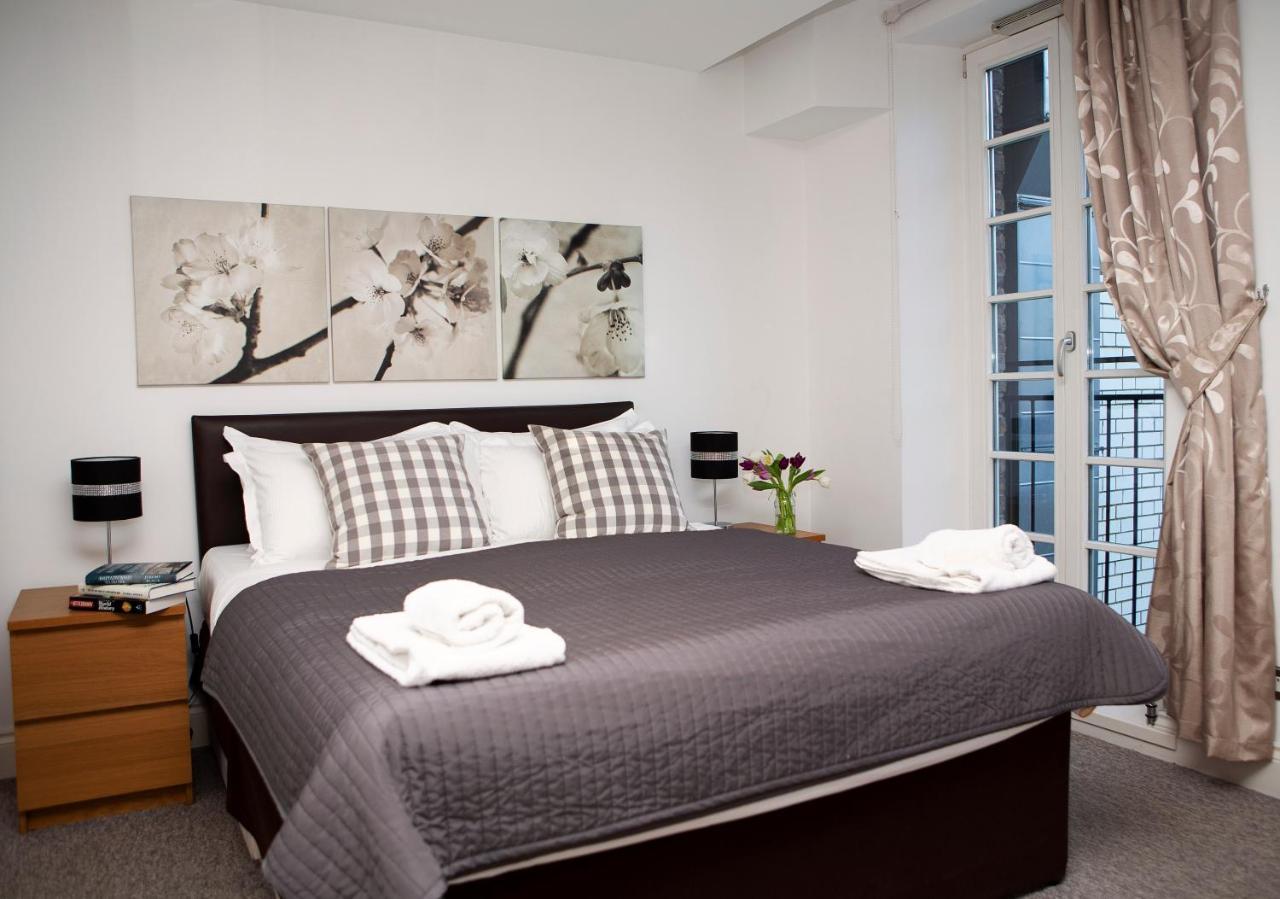 Apt 3, Trafalgar Sq Duplex, 3Rd & 4Th Floor By Indigo Flats ลอนดอน ภายนอก รูปภาพ